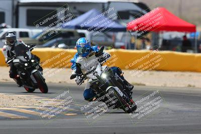 media/Apr-10-2022-SoCal Trackdays (Sun) [[f104b12566]]/Turn 2 (1135am)/